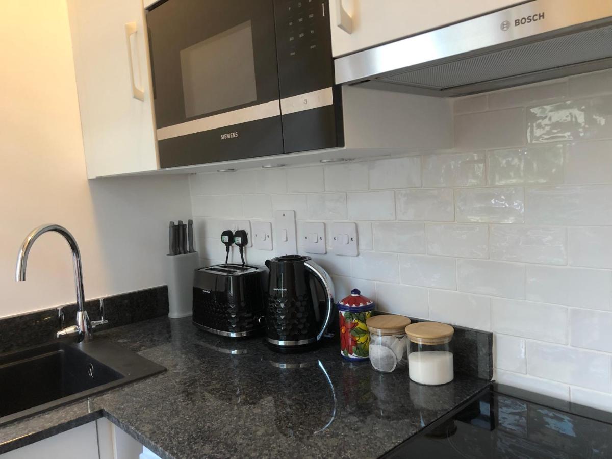 Cosy One Bedroom Flat In City Center エディンバラ エクステリア 写真