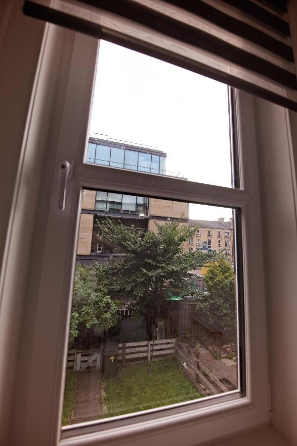 Cosy One Bedroom Flat In City Center エディンバラ エクステリア 写真